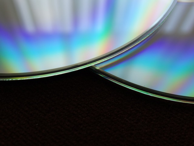 Medium to store data